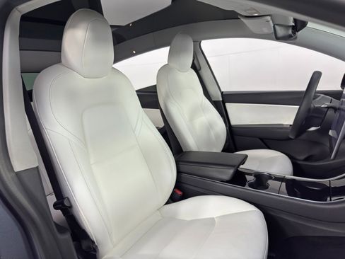 Used 2021 Tesla Model Y Performance image 38