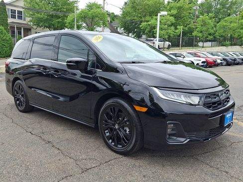 Used 2026 Honda Odyssey Sport-L image 3
