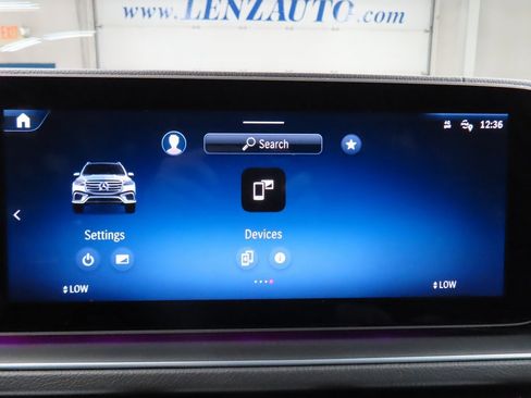 Used 2025 Mercedes-Benz GLS 450 4MATIC image 23