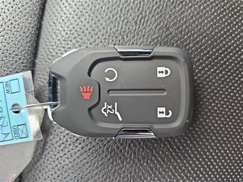 Certified 2023 GMC Acadia SLT w/ Preferred Package image 36