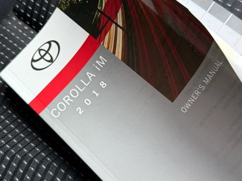 Used 2018 Toyota Corolla iM FWD image 25