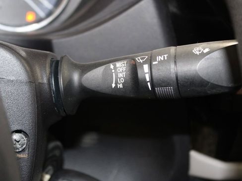 Used 2016 Toyota Corolla LE image 33