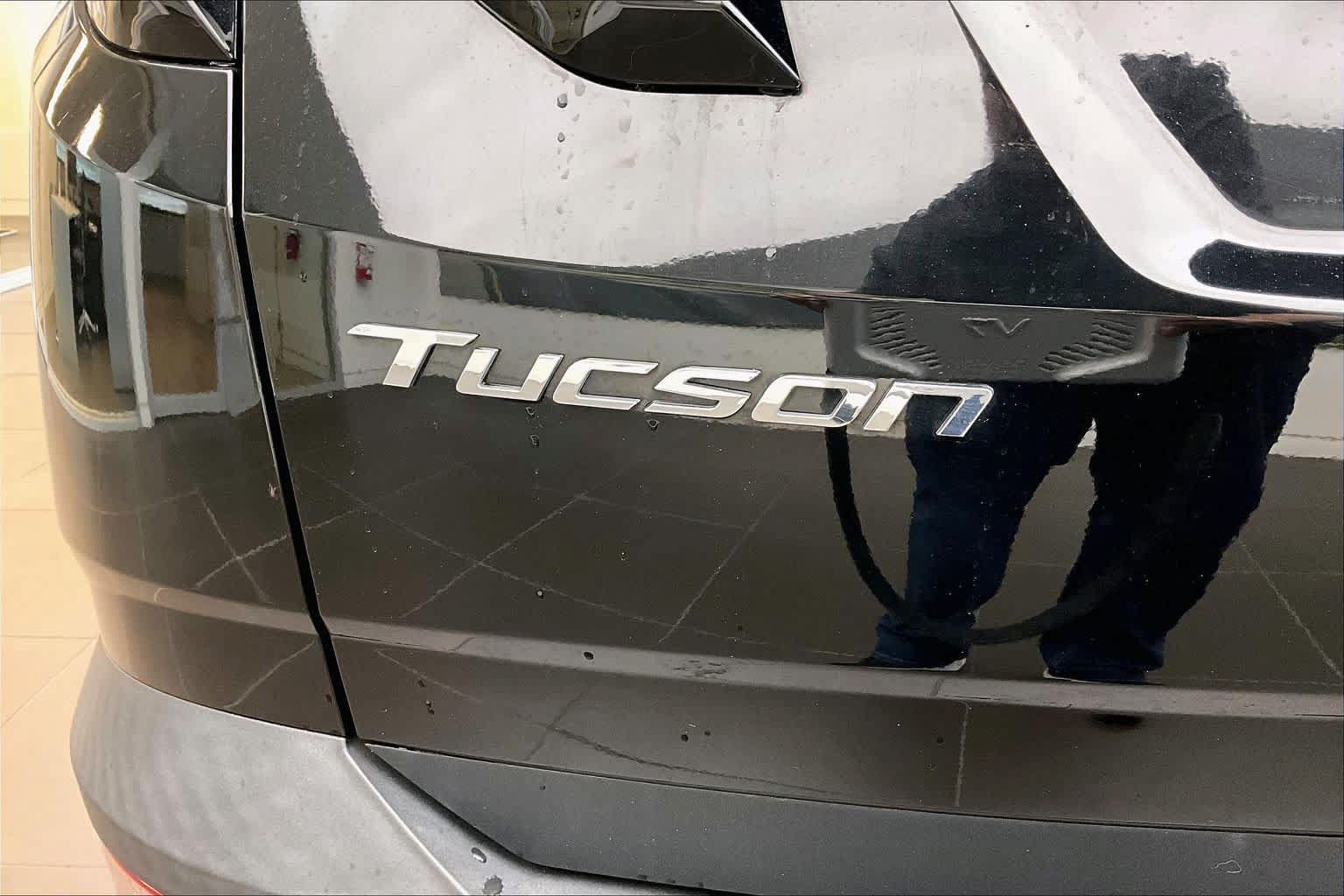 Used 2024 Hyundai Tucson Limited FWD image 32