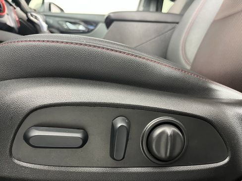 Used 2025 Chevrolet Blazer RS image 27