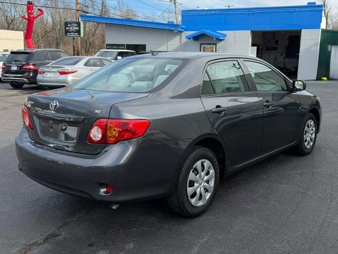 Used 2010 Toyota Corolla LE image 5