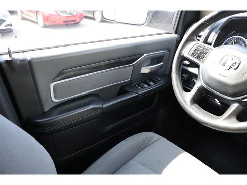 Used 2019 RAM 2500 Big Horn AWD/4WD image 21