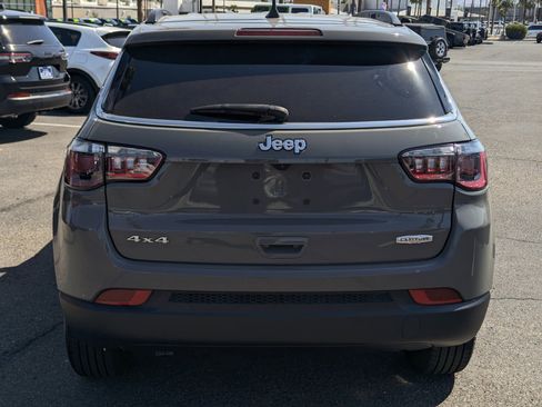 Certified 2023 Jeep Compass Latitude AWD/4WD image 3