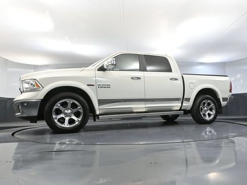Used 2018 RAM 1500 Laramie w/ Convenience Group AWD/4WD image 56