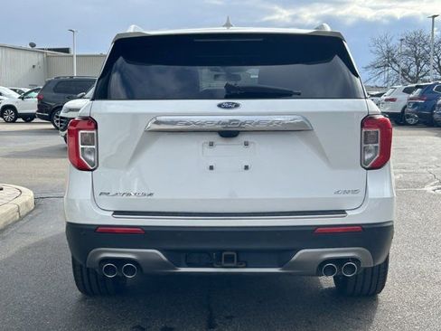 Used 2022 Ford Explorer Platinum w/ Equipment Group 601A AWD/4WD image 6