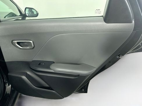 Used 2025 Kia K4 FWD image 30