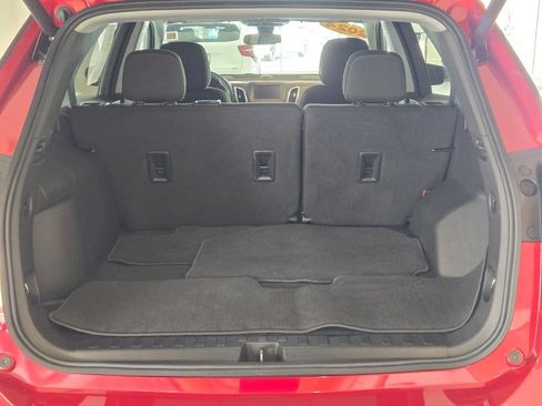 Certified 2024 Chevrolet Equinox LT FWD image 13