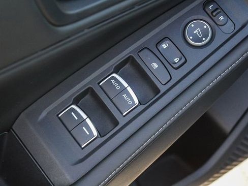 Used 2025 Honda Accord Sport image 28