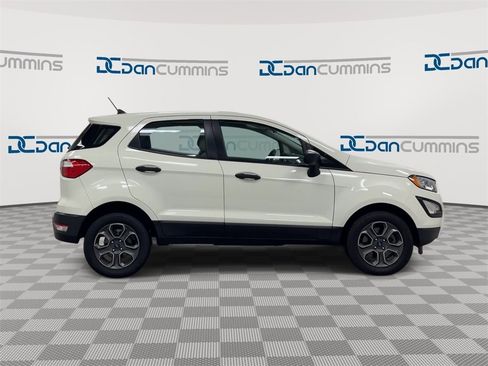 Used 2020 Ford EcoSport S image 9