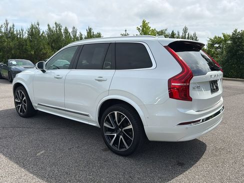 Used 2023 Volvo XC90 B5 Plus w/ Protection Package Premier AWD/4WD image 9