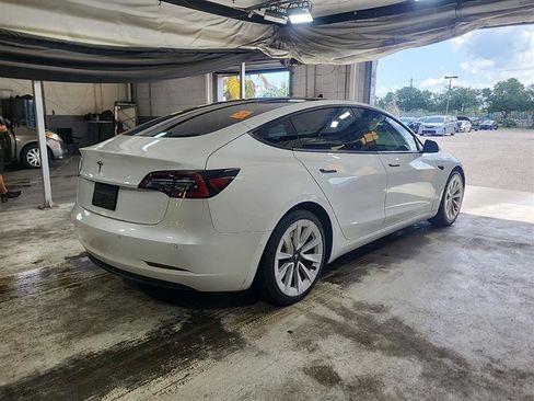 Used 2021 Tesla Model 3 Standard Range Plus RWD image 6