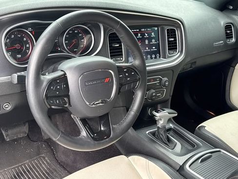Used 2017 Dodge Charger SXT w/ Plus Group RWD image 14