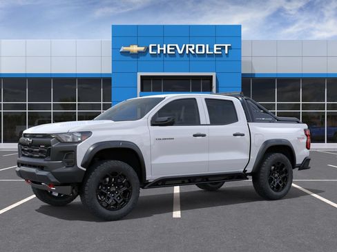 New 2026 Chevrolet Colorado Trail Boss AWD/4WD image 2