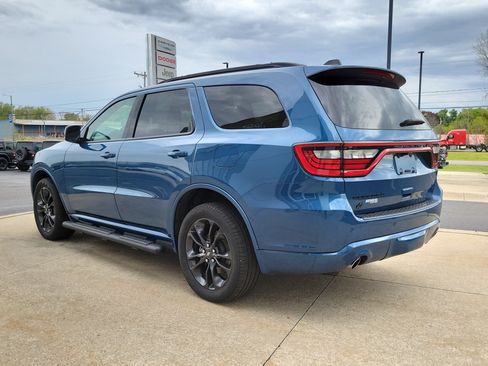 Used 2024 Dodge Durango GT AWD/4WD image 3