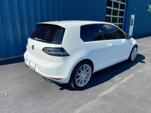 Used 2015 Volkswagen GTI S FWD image 4