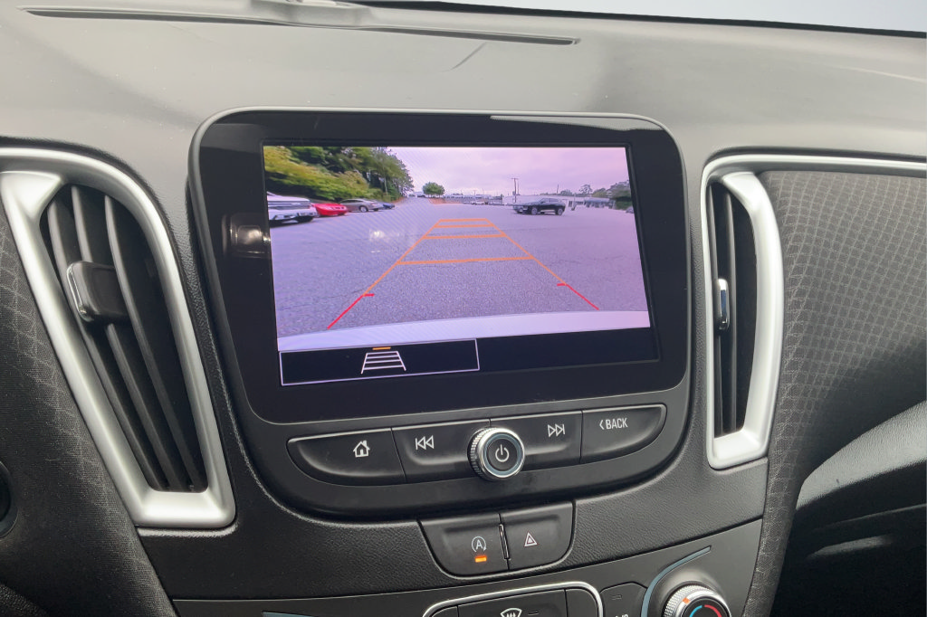 Certified 2023 Chevrolet Malibu LS FWD image 16