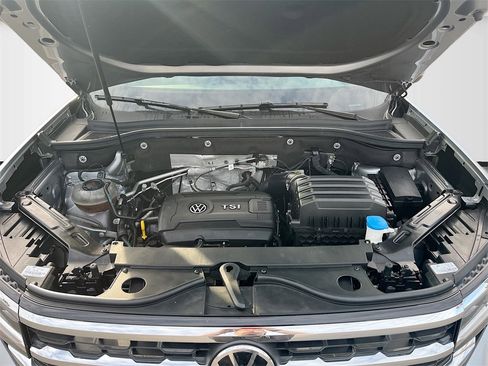 Used 2023 Volkswagen Atlas SE image 31