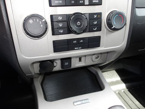 Used 2012 Ford Escape XLT image 20