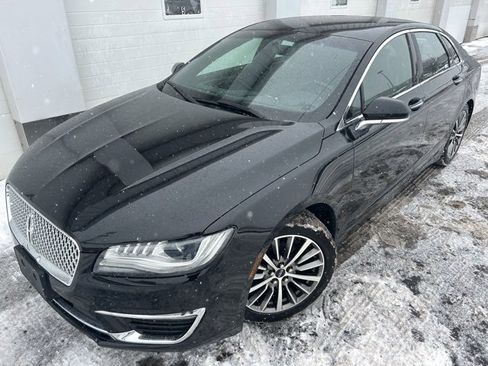 Used 2017 Lincoln MKZ Premiere image 1