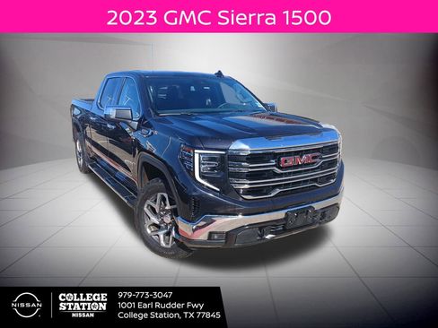 Used 2023 GMC Sierra 1500 SLT image 1
