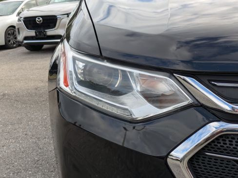 Used 2020 Chevrolet Traverse LT image 10