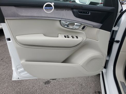Used 2026 Volvo XC90 T8 Ultra w/ Protection Package Premier AWD/4WD image 17
