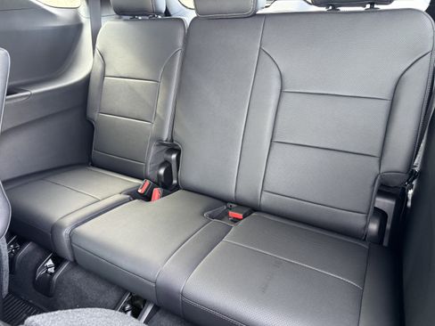 New 2026 Chevrolet Traverse High Country w/ LPO, Floor Liner Package image 20