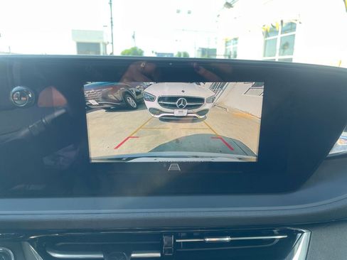 Used 2025 Buick Envista Sport Touring image 17