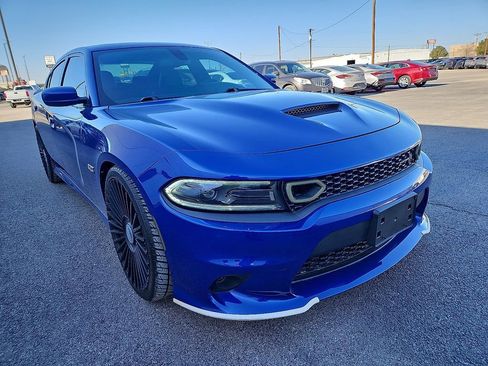 Used 2022 Dodge Charger Scat Pack w/ Dynamics Package image 11