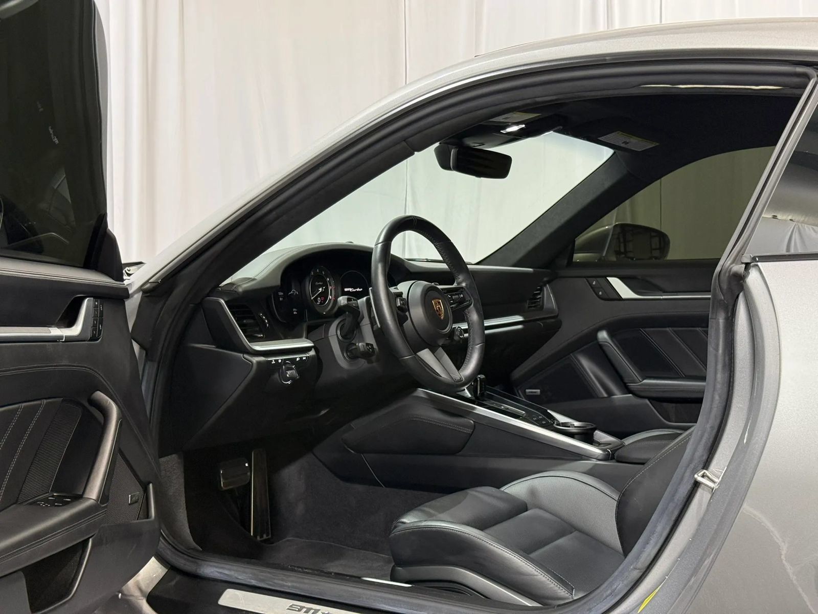 Used 2024 Porsche 911 Turbo AWD/4WD image 16