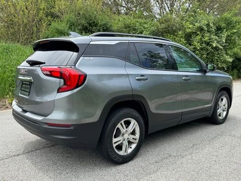 Used 2018 GMC Terrain SLE w/ Driver Convenience Package FWD image 5