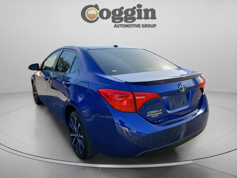 Used 2017 Toyota Corolla XSE FWD image 2