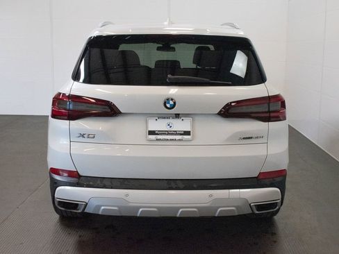Certified 2022 BMW X5 xDrive40i w/ Premium Package AWD/4WD image 5