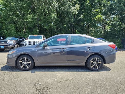 Used 2021 Subaru Impreza 2.0i Premium AWD/4WD image 2