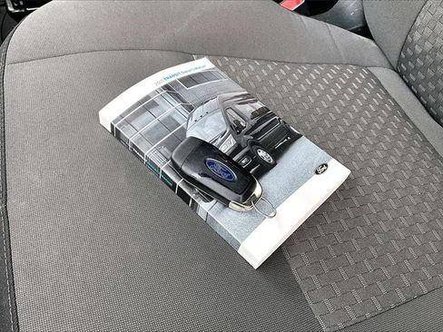 Used 2021 Ford Transit 350 XLT image 32