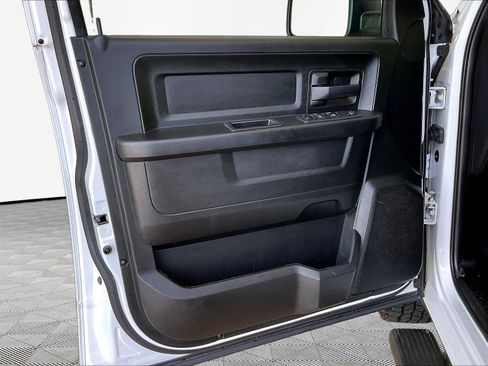 Used 2019 RAM 1500 Tradesman RWD image 20