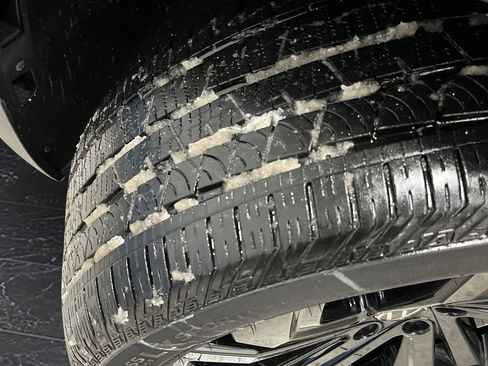 Used 2022 Volkswagen Atlas SE w/ Black Wheel Package image 35