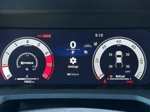 Used 2024 Toyota Tacoma TRD Sport RWD image 25