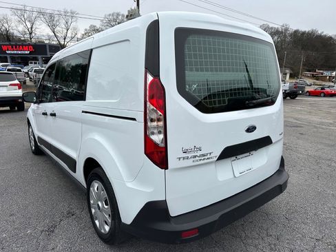 Used 2022 Ford Transit Connect XLT image 3