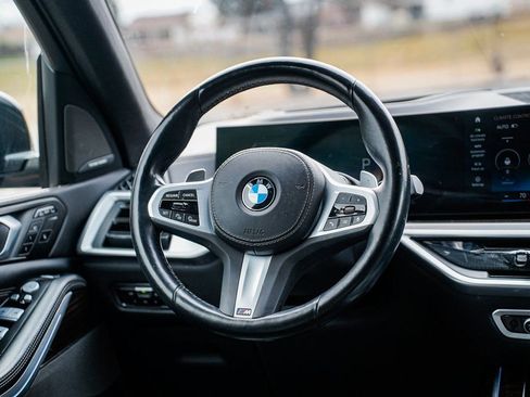 Used 2023 BMW X7 xDrive40i w/ M Sport Package image 13