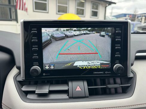 Used 2019 Toyota RAV4 XLE w/ Convenience Package image 24