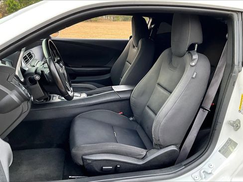 Used 2015 Chevrolet Camaro LT w/ Rear Vision Package image 6