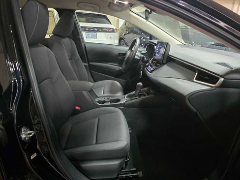 Used 2023 Toyota Corolla LE image 10