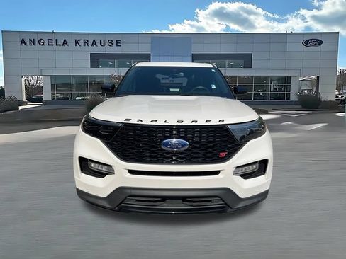 Used 2023 Ford Explorer ST w/ Equipment Group 401A AWD/4WD image 3