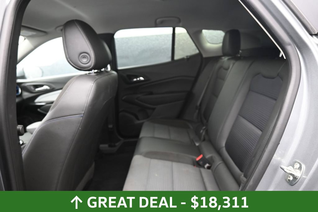 Used 2025 Chevrolet Trax LT FWD image 26