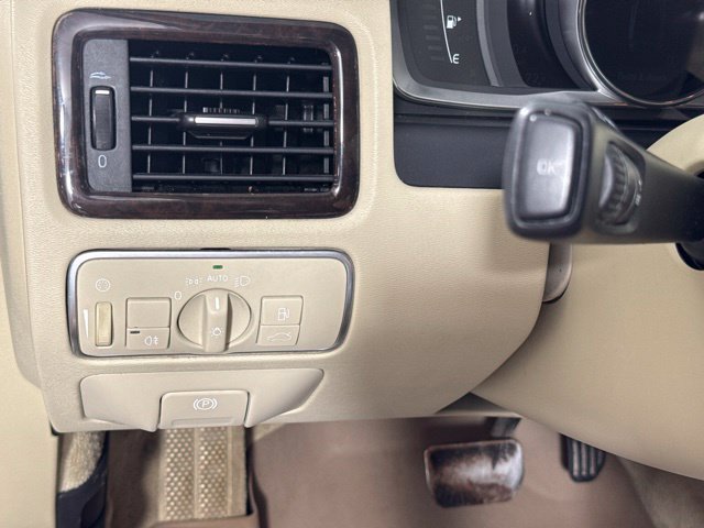Used 2016 Volvo S80 T5 w/ Convenience Package FWD image 18